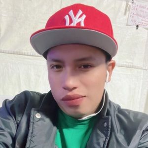 Meet your Posher, Carlos